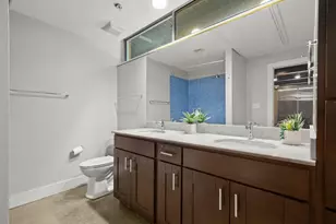 2205 N Lamar Blvd, Austin, TX 78705 - Photo 13