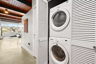 2205 N Lamar Blvd, Austin, TX 78705 - Photo 17