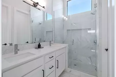 1104 E 2nd Street #2, Austin, TX 78702 - Photo 17