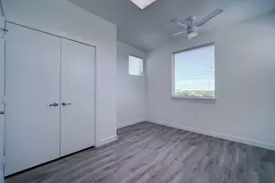13130 Pond Springs Road Rd, Austin, TX 78729 - Photo 21