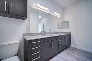 13130 Pond Springs Road Rd, Austin, TX 78729 - Photo 19