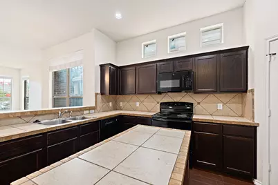 118 Creekside Villa Drive, Kyle, TX 78640 - Photo 15