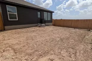160 Star Packer Ln, Jarrell, TX 76537 - Photo 11