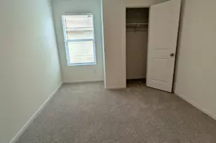 160 Star Packer Ln, Jarrell, TX 76537 - Photo 7