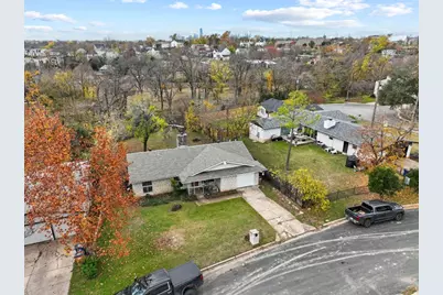 5103 Stone Gate Drive, Austin, TX 78721 - Photo 3