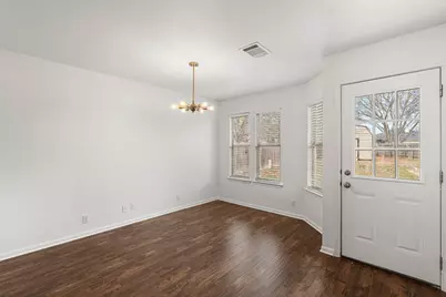 210 Summerside Avenue, Lockhart, TX 78644 - Photo 13