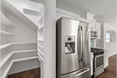 210 Summerside Avenue, Lockhart, TX 78644 - Photo 11