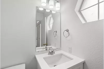 210 Summerside Avenue, Lockhart, TX 78644 - Photo 5