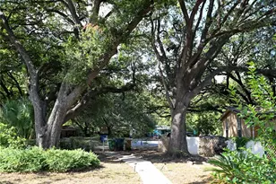 1505 Robert Weaver Ave Ave, Austin, TX 78702 - Photo 17