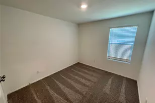 107 Sophora Dr, Hutto, TX 78634 - Photo 15