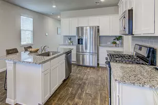 709 Aster Pl, Bastrop, TX 78602 - Photo 9