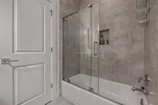 4720 Rockcliff Rd, Austin, TX 78746 - Photo 35