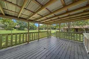213 Atascosa St, Lockhart, TX 78644 - Photo 29