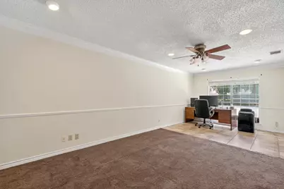 213 Atascosa Street, Lockhart, TX 78644 - Photo 13