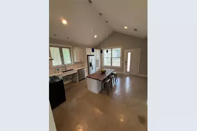 1905 W Saint Johns Ave #B, Austin, TX 78757 - Photo 3