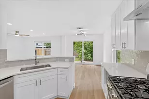 6702 Roseborough Dr, Austin, TX 78747 - Photo 15