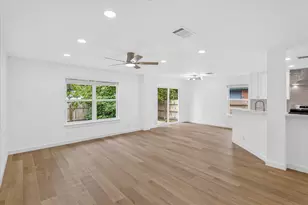6702 Roseborough Dr, Austin, TX 78747 - Photo 11