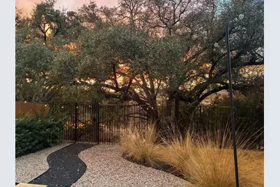 1006 Summer Glen, Georgetown, TX 78628 - Photo 33