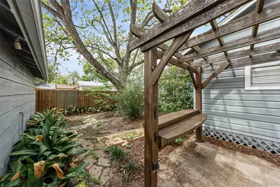 1507 N Cleveland Avenue, Cameron, TX 76520 - Photo 29