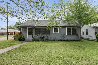 1507 N Cleveland Avenue, Cameron, TX 76520 - Photo 1