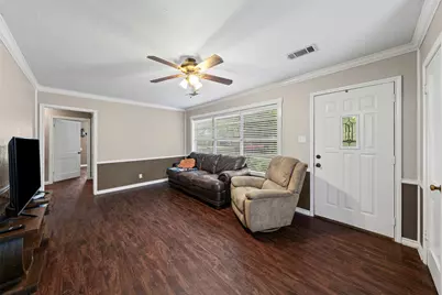 1507 N Cleveland Avenue, Cameron, TX 76520 - Photo 9