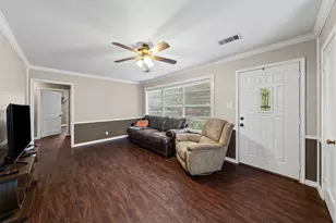 1507 N Cleveland Ave, Cameron, TX 76520 - Photo 9