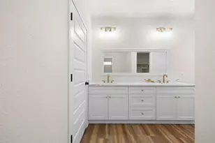 340 Cactus St, Giddings, TX 78942 - Photo 23