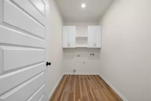 340 Cactus St, Giddings, TX 78942 - Photo 19