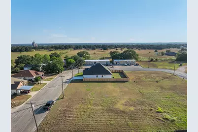 340 Cactus Street, Giddings, TX 78942 - Photo 35