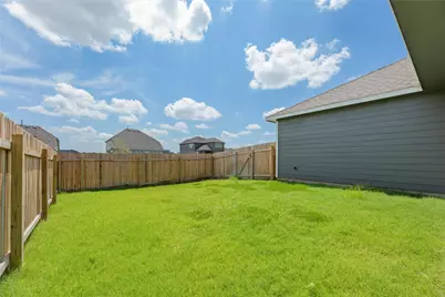 512 Clearlake Drive, Hutto, TX 78634 - Photo 33