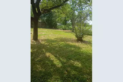 410 Magnolia Street, Bastrop, TX 78602 - Photo 11