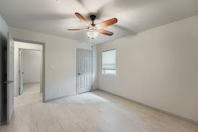 410 Magnolia Street, Bastrop, TX 78602 - Photo 9