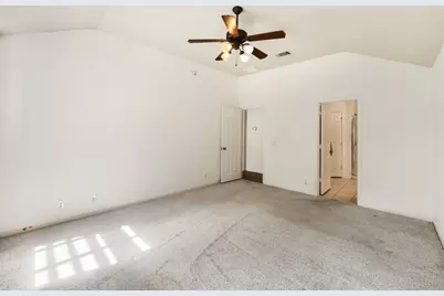 19009 Leigh Lane, Pflugerville, TX 78660 - Photo 15