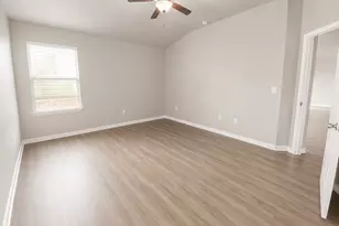 228 Avalanche Ave, Georgetown, TX 78626 - Photo 9