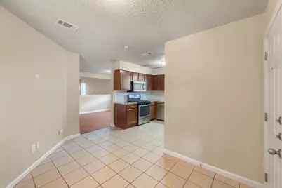 7712 Islander Drive, Austin, TX 78749 - Photo 5