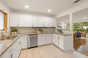 6101 Adalee Ave, Austin, TX 78723 - Photo 11