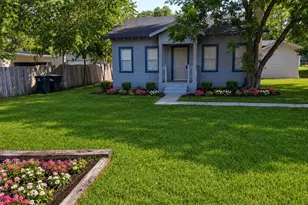 513 San Marcos Hwy, Luling, TX 78648 - Photo 1