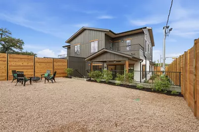 8115 Rockwood Lane #B, Austin, TX 78757 - Photo 9