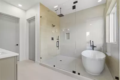 8115 Rockwood Lane #B, Austin, TX 78757 - Photo 11