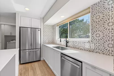 5405 Fairmont Circle, Austin, TX 78745 - Photo 11