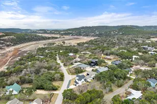 18200 Fair Ln, Jonestown, TX 78645 - Photo 39