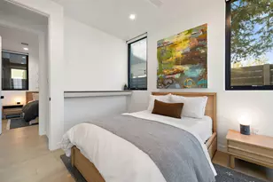 4707 Reyes St, Austin, TX 78721 - Photo 29