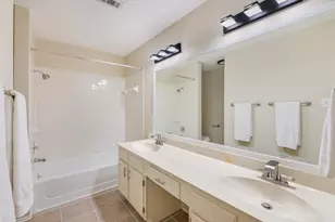 6808 Luckenbach Ln, Austin, TX 78729 - Photo 17