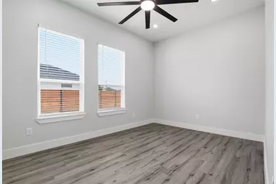 123 Los Robles Road, Elgin, TX 78621 - Photo 17