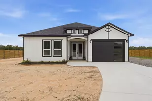 123 Los Robles Rd, Elgin, TX 78621 - Photo 3