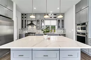 145 Pavilion Dr, Cedar Creek, TX 78612 - Photo 9