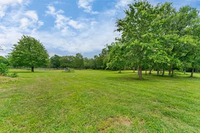 145 Pavilion Drive, Cedar Creek, TX 78612 - Photo 37
