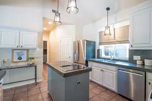 608 Flamingo Cove, Lakeway, TX 78734 - Photo 15