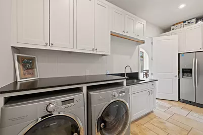 2413 Arion Circle, Austin, TX 78730 - Photo 39