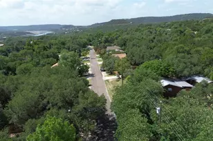 10801 W Lakeview Dr, Jonestown, TX 78645 - Photo 7